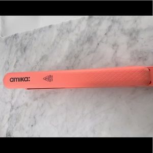 Amika limited edition ceramic styler